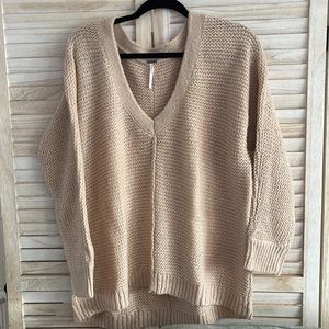 Free People oversized sweater size Medium